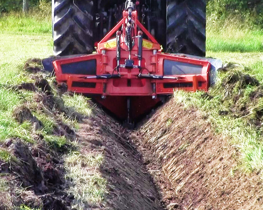 Ditch Plough For Creating And Cleaning Ditches Mph