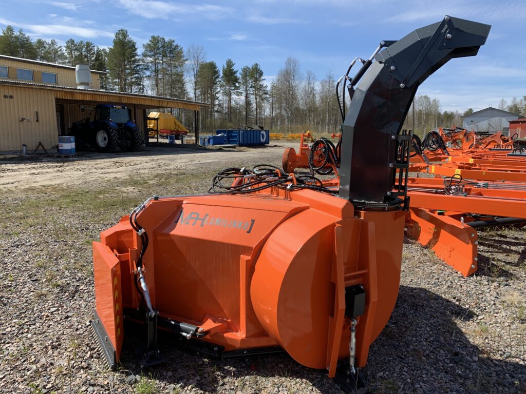 MPH Snowblower is available with one output pipe